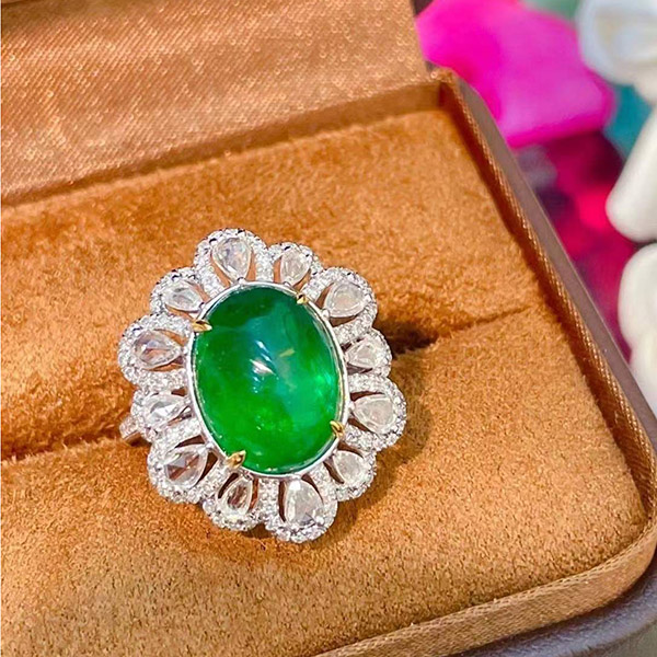 7克拉大克拉素面祖母绿戒指，满绿品质，高贵典雅