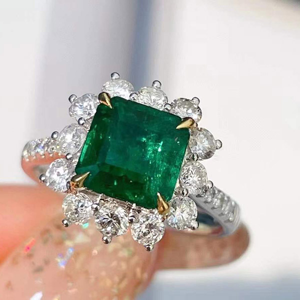 1克拉沃顿绿祖母绿戒指，干净玻璃体，深邃高级