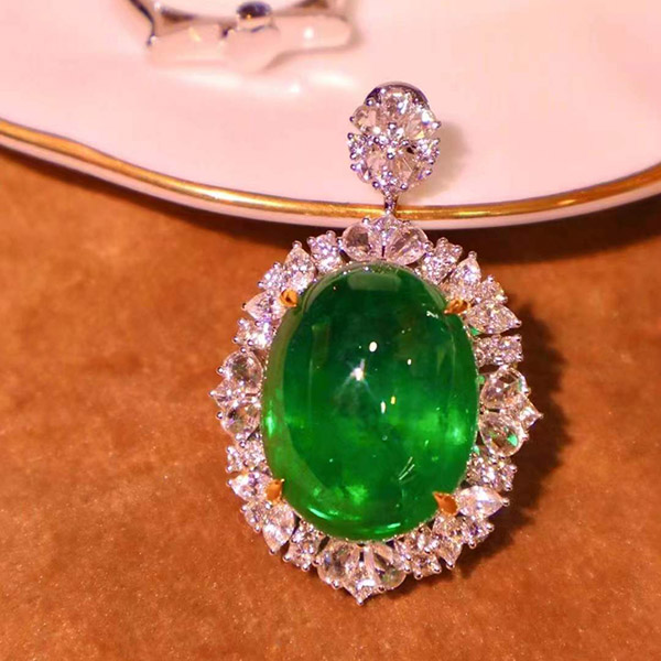 28克拉素面祖母绿戒指/吊坠两用款，vivid green，精工镶嵌，高档大气
