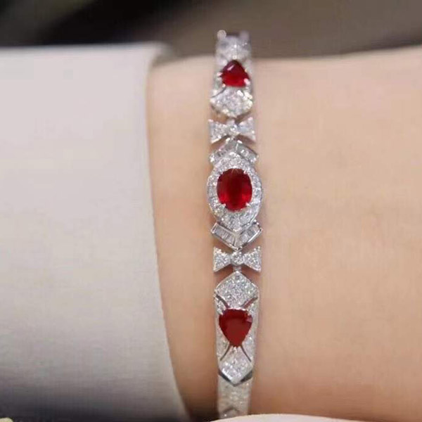 1克拉Art Deco天然鸽血红红宝石手链，高级艺术珠宝风格