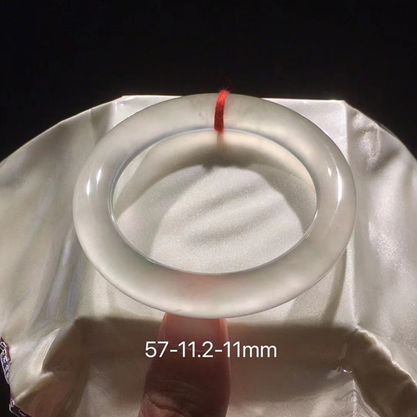 高冰种圆条冰棍手镯 这个真的且买且珍惜 圈口57-11.2-11mm 喜询